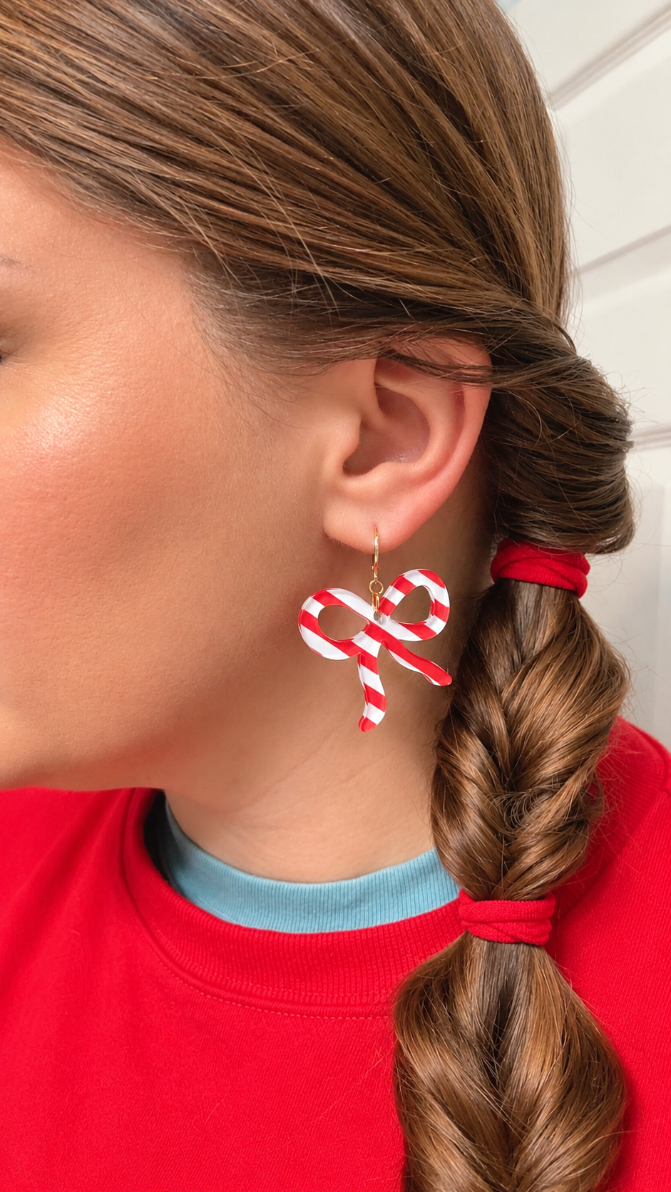 Red and White Striped Bows /// Christmas Dangle Earrings